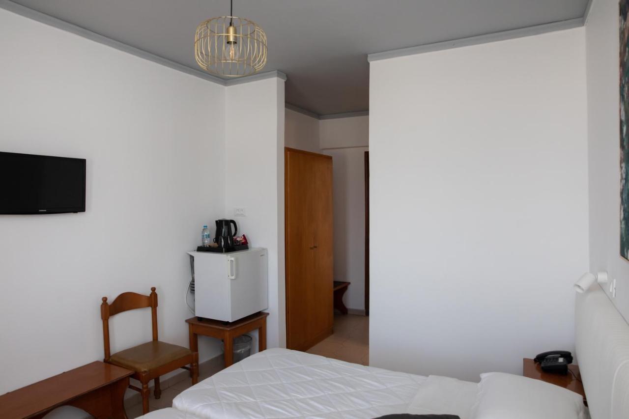 Sea Breeze Hotel 马斯蒂查里 外观 照片