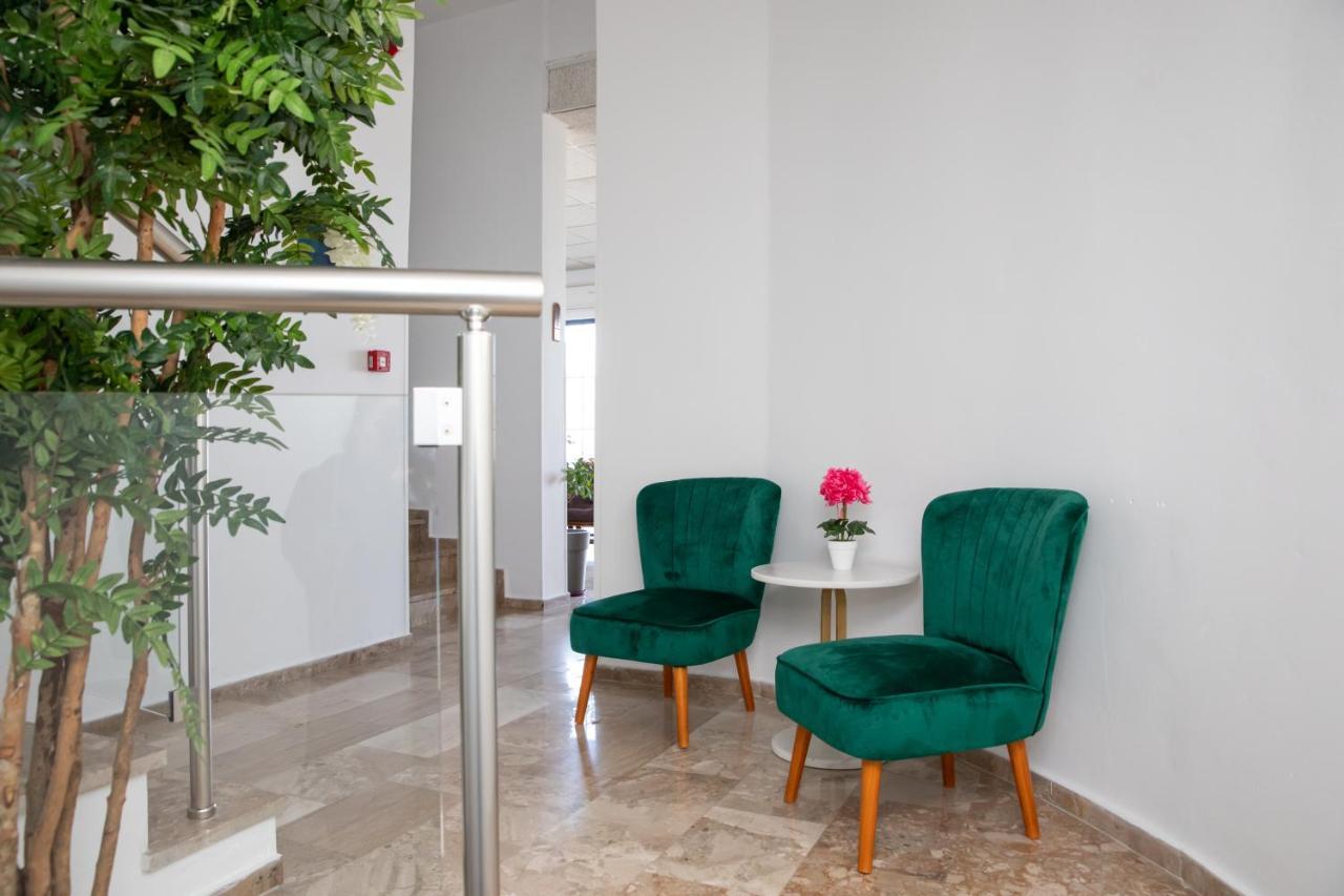 Sea Breeze Hotel 马斯蒂查里 外观 照片