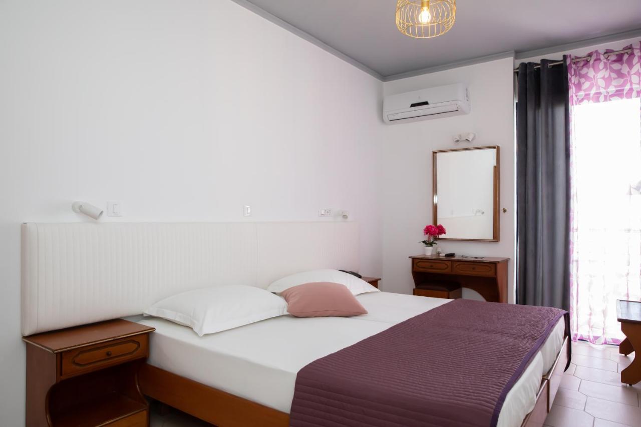 Sea Breeze Hotel 马斯蒂查里 外观 照片