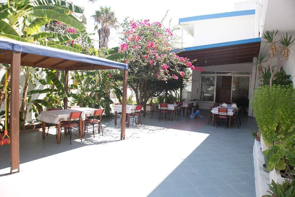 Sea Breeze Hotel 马斯蒂查里 外观 照片